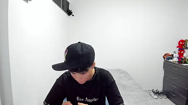 Bruno_Cruzz's Live XXX Chat