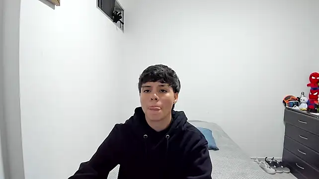 Bruno_Cruzz's Live XXX Chat