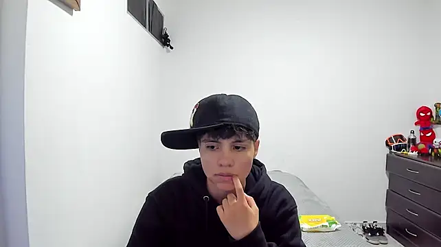 Chatroom XXX en direct de Bruno_Cruzz
