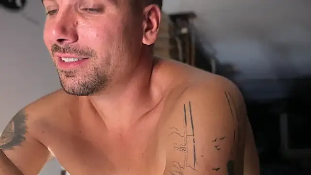 str8boyx লাইভ XXX চ্যাট