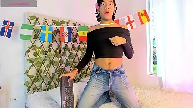 E_R_O_S_ Webcam Show