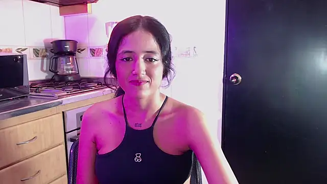 emily_rz1's Live XXX Chat