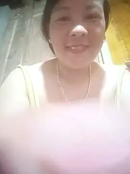 MISSAGKUTE20's Live Chat Room