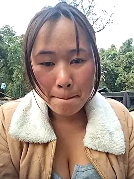 ALIENHR38 在線直播表演