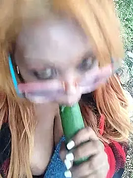 hemilynthomas2467's Webcam Show