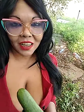 hemilynthomas2467 라이브 XXX 채팅