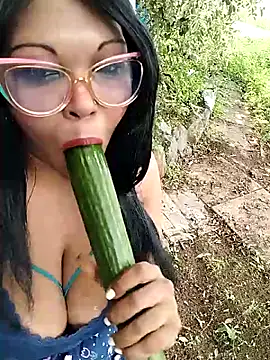 hemilynthomas2467's Webcam Show