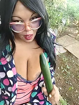 hemilynthomas2467 Live XXX-Chat