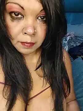 hemilynthomas2467 即時 XXX 聊天
