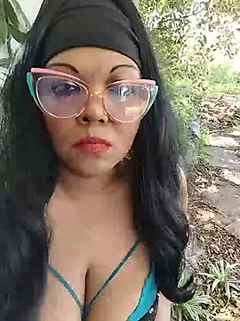 hemilynthomas2467's Live XXX Chat