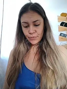 KittyHoleshot87's Webcam Show