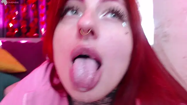 Show de Nina_Blum_ na webcam