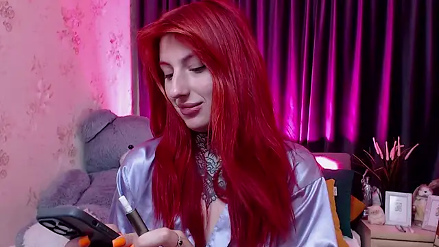 Nina_Blum_ élő XXX-chatje