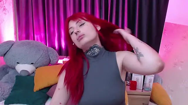 XXX chat uživo modela Nina_Blum_