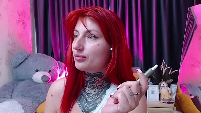 Chat XXX en directo de Nina_Blum_