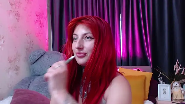 Nina_Blum_'s Webcam Show