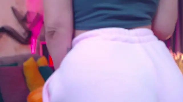 Nina_Blum_'s Live XXX Chat
