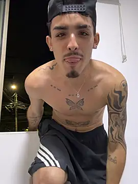 NikoStone_ Show in webcam
