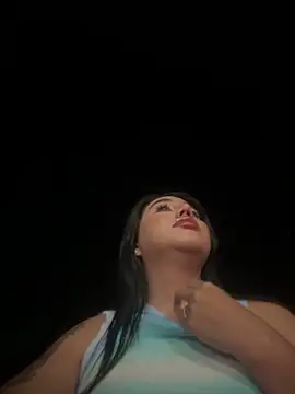 Sophie_Dreamss Adlı Modelin Canlı XXX Sohbeti