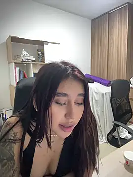 Sophie_Dreamss' Webcam Show