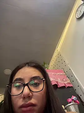 Sophie_Dreamss Adlı Modelin Web Kamerası Şovu