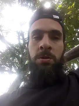 hairy_mannn: διαδικτυακό σόου στην κάμερα