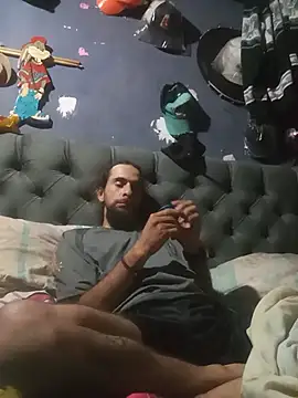 hairy_mannn Show in webcam