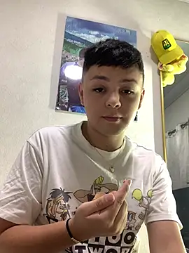 Pokazy przed kamerką – christopher_Hot