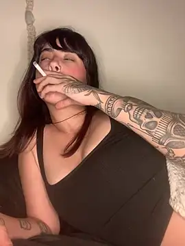 ninapellegrini17 Webcam show