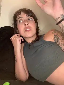 ninapellegrini17 Webcam show