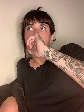 ninapellegrini17 Webcam show