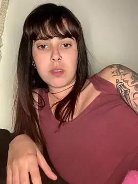 ninapellegrini17's Live XXX Chat
