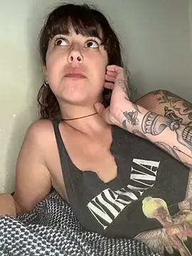 ninapellegrini17n Webbikameraesitys