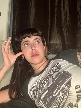 ninapellegrini17 Webcam show