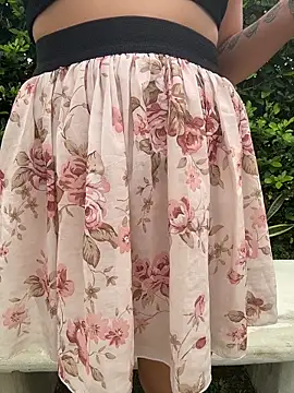 roxyrougee webcam show