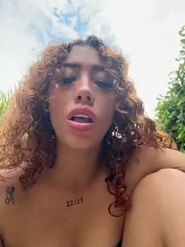 roxyrougee Adlı Modelin Web Kamerası Şovu