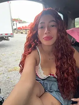 roxyrougee's Webcam Show