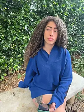 roxyrougee: απευθείας συνομιλία ΧΧΧ