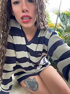 roxyrougee – Naživo XXX chat