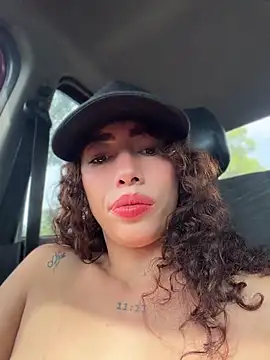 roxyrougee's Webcam Show