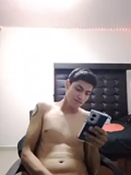 aispuro8505 Show Webcam
