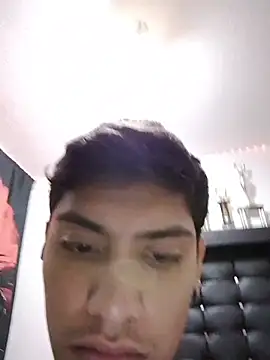 aispuro8505 Show Webcam