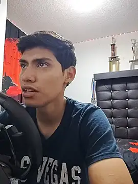 Show modela aispuro8505 na web-kameri