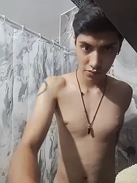 aispuro8505's Webcam Show
