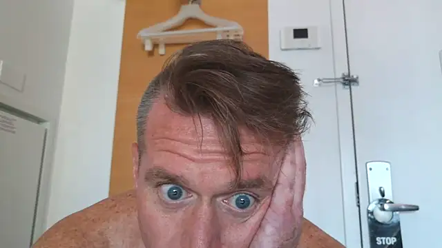 Show webcam de DILFiGuess1