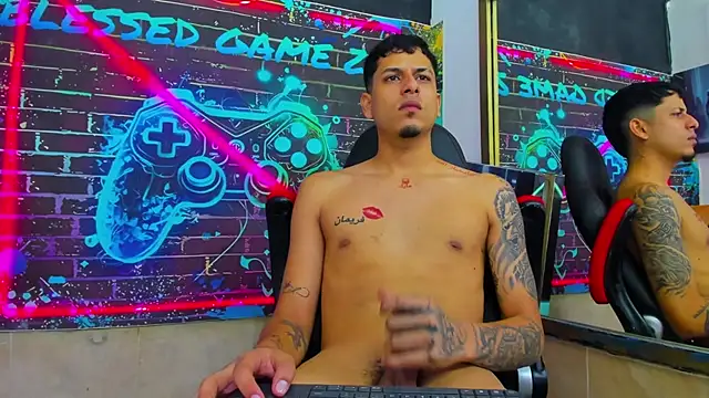 Show de webcam de Golldens_Dreamss