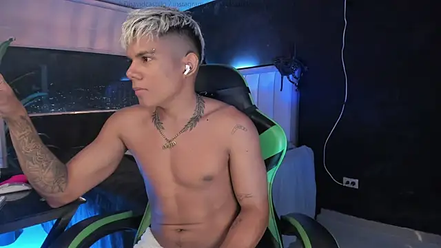 XXX chat uživo modela Jack_castell