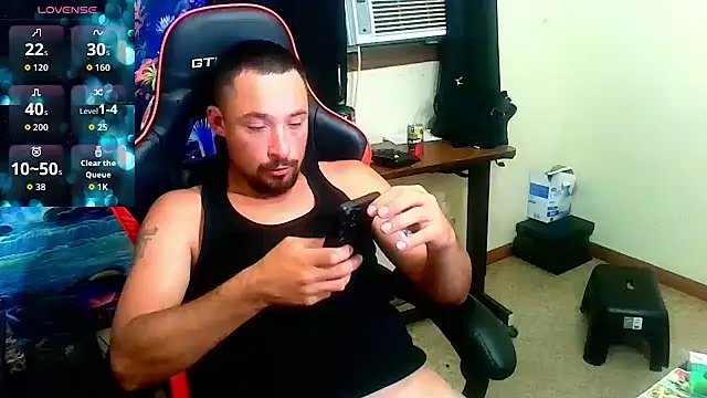 YoBleez Show in webcam