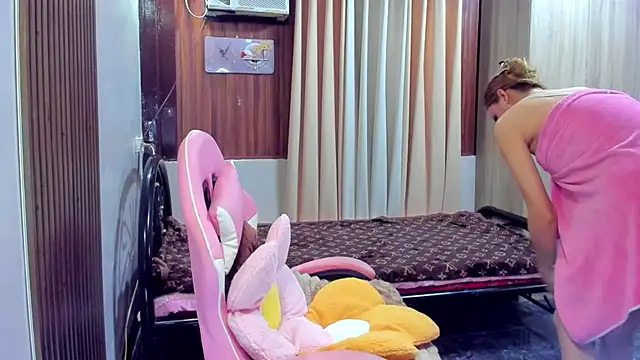 imallyoures69 Pertunjukan Webcam