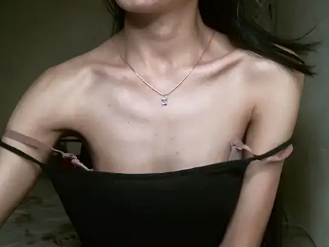 ekta_767 Adlı Modelin Canlı XXX Sohbeti